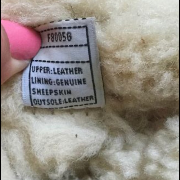 COPY - UGG size 8, Women's Scuffette II Slipper - Picture 3 of 5